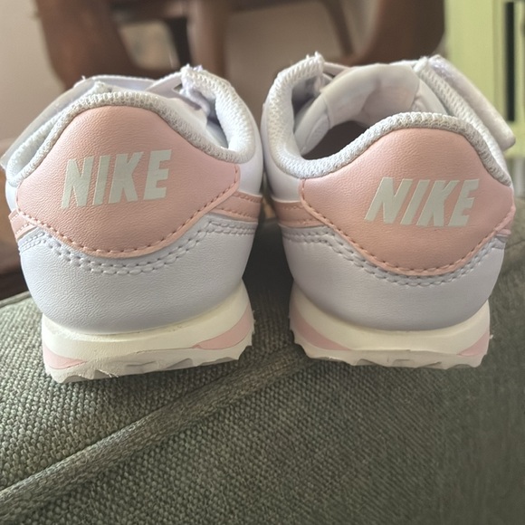 Nike Cortez EasyOn - Picture 2 of 6